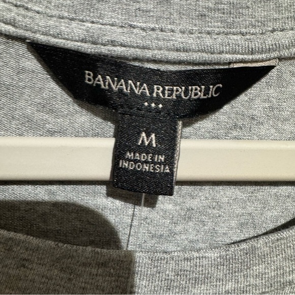 NWT. Banana Republic Factory Gray Midi Dress. Size Medium - Picture 5 of 9